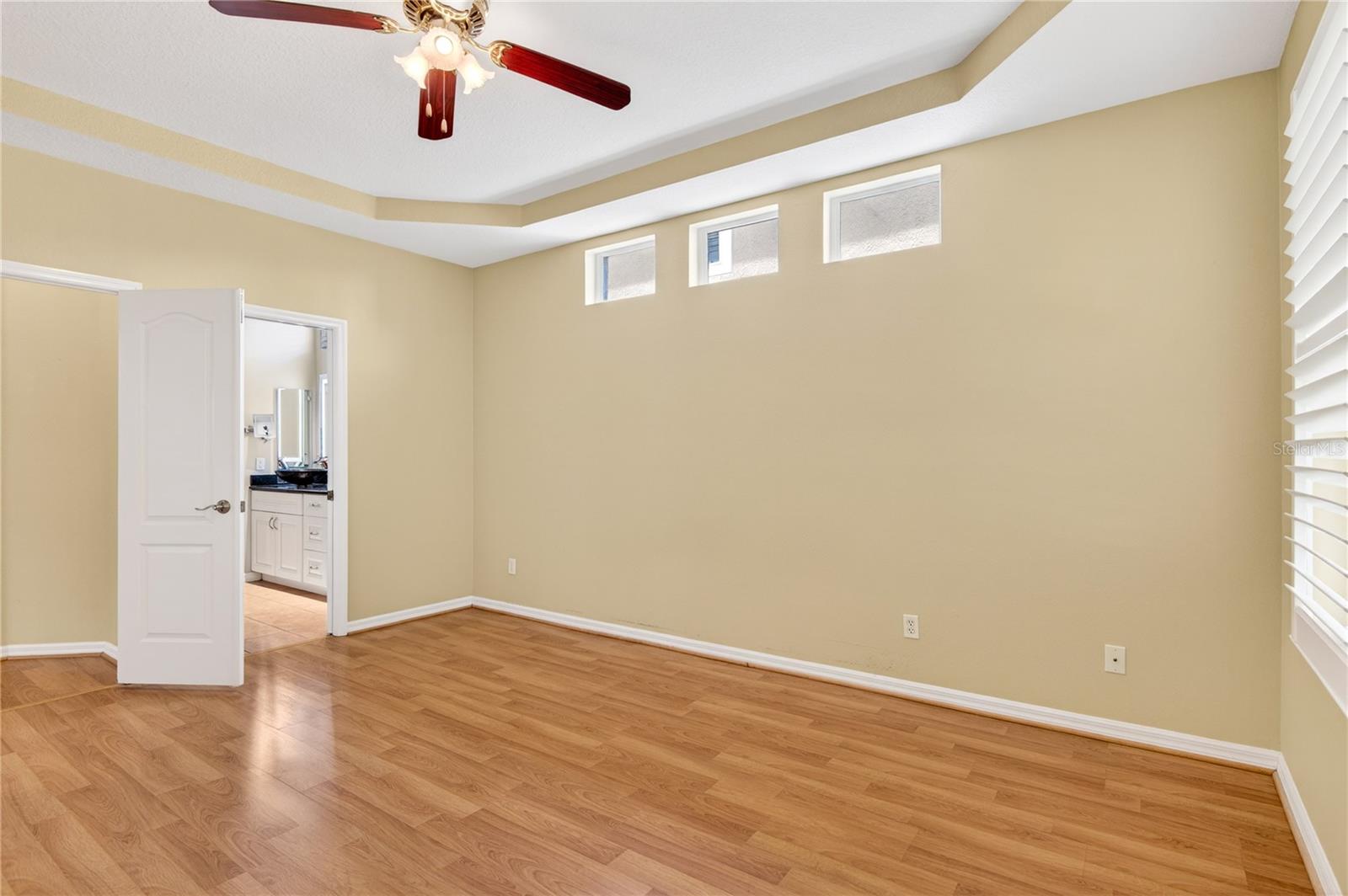 Image 32 of 58 For 10801 Spring Mountain Place