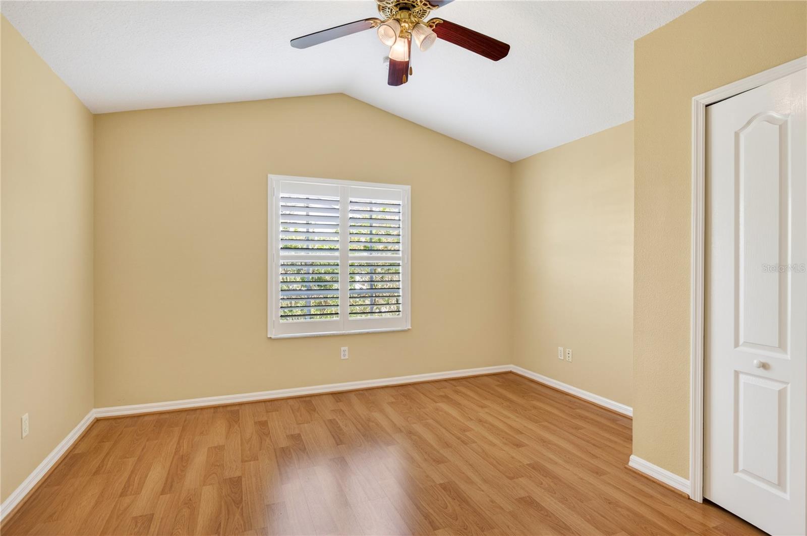 Image 42 of 58 For 10801 Spring Mountain Place