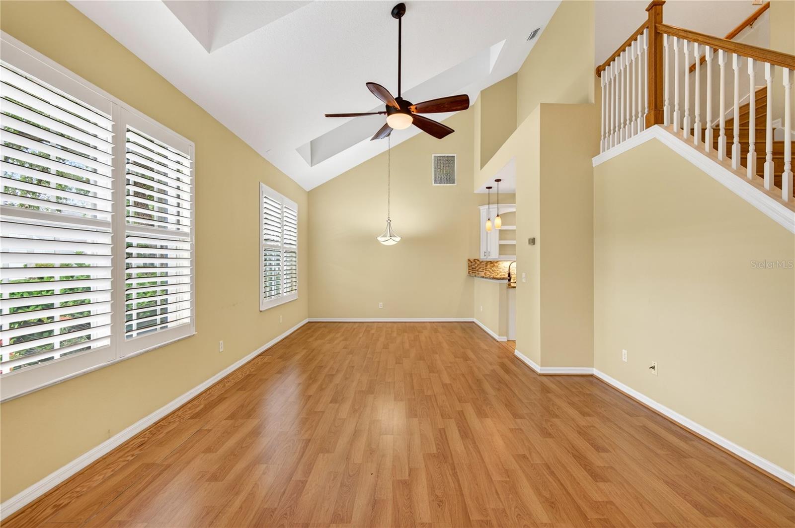 Image 9 of 58 For 10801 Spring Mountain Place