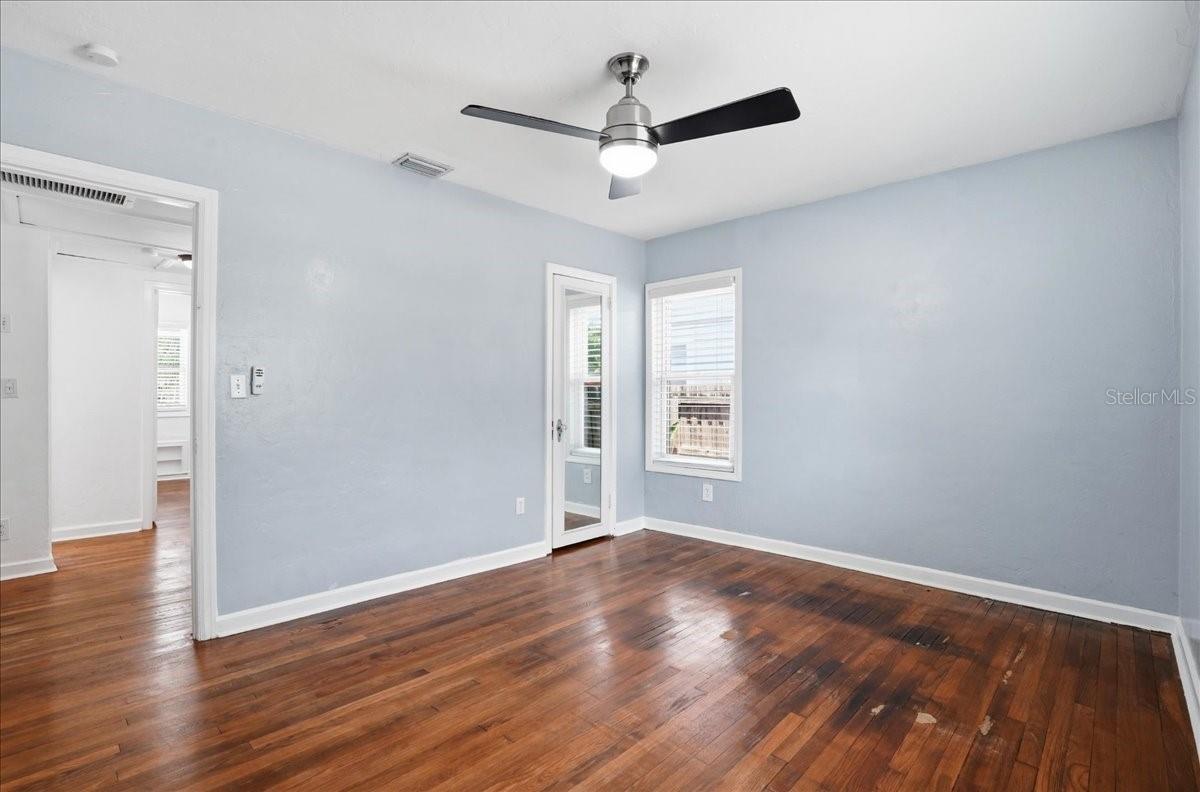 Image 10 of 29 For 3145 8th Avenue N