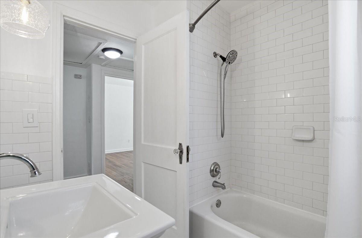 Image 12 of 29 For 3145 8th Avenue N