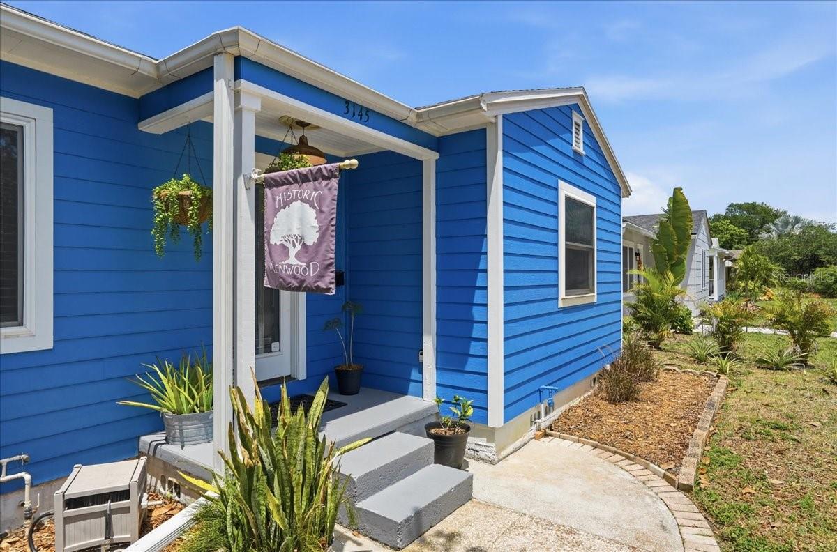 Image 3 of 29 For 3145 8th Avenue N