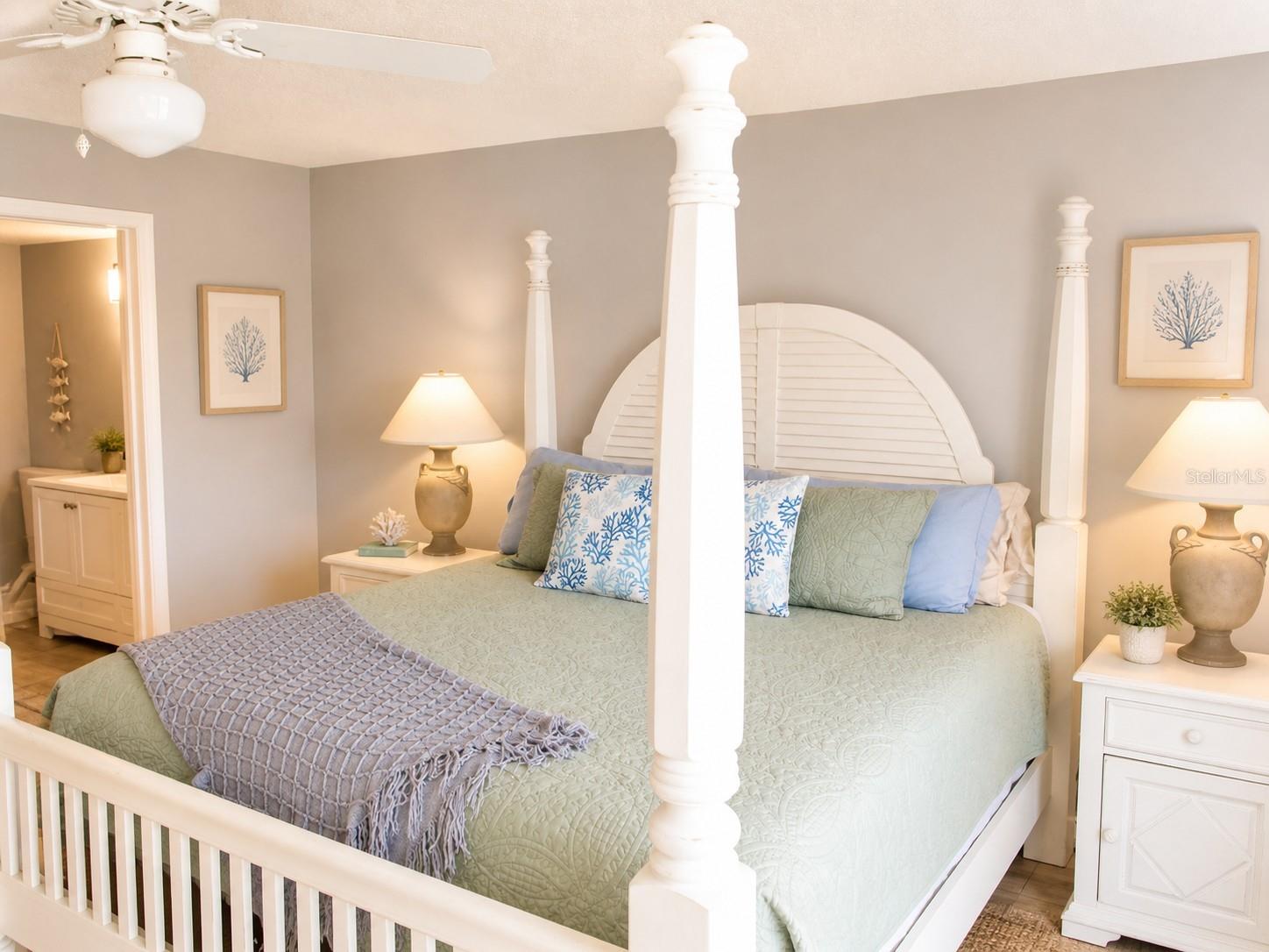Image 17 of 32 For 9825 Harrell Avenue 404