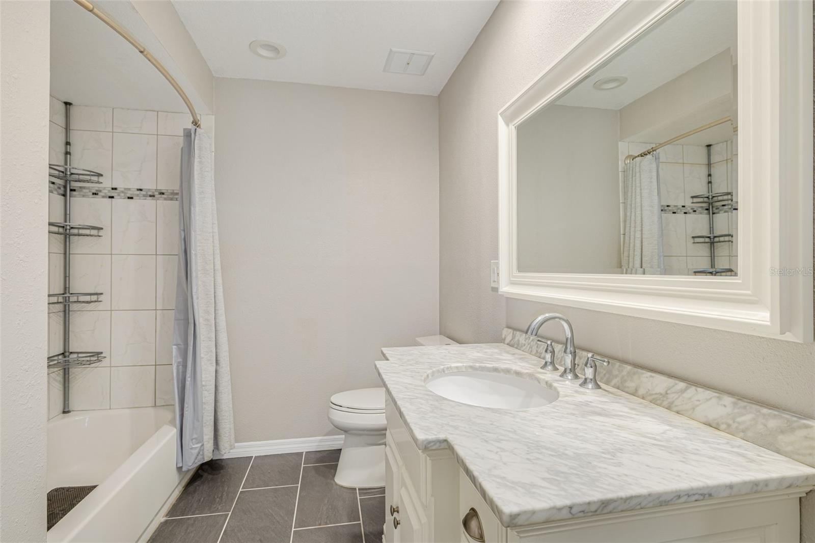Image 24 of 35 For 870 16th Lane