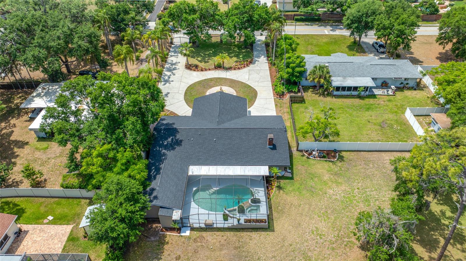 Image 10 of 91 For 15314 Lake Magdalene Boulevard
