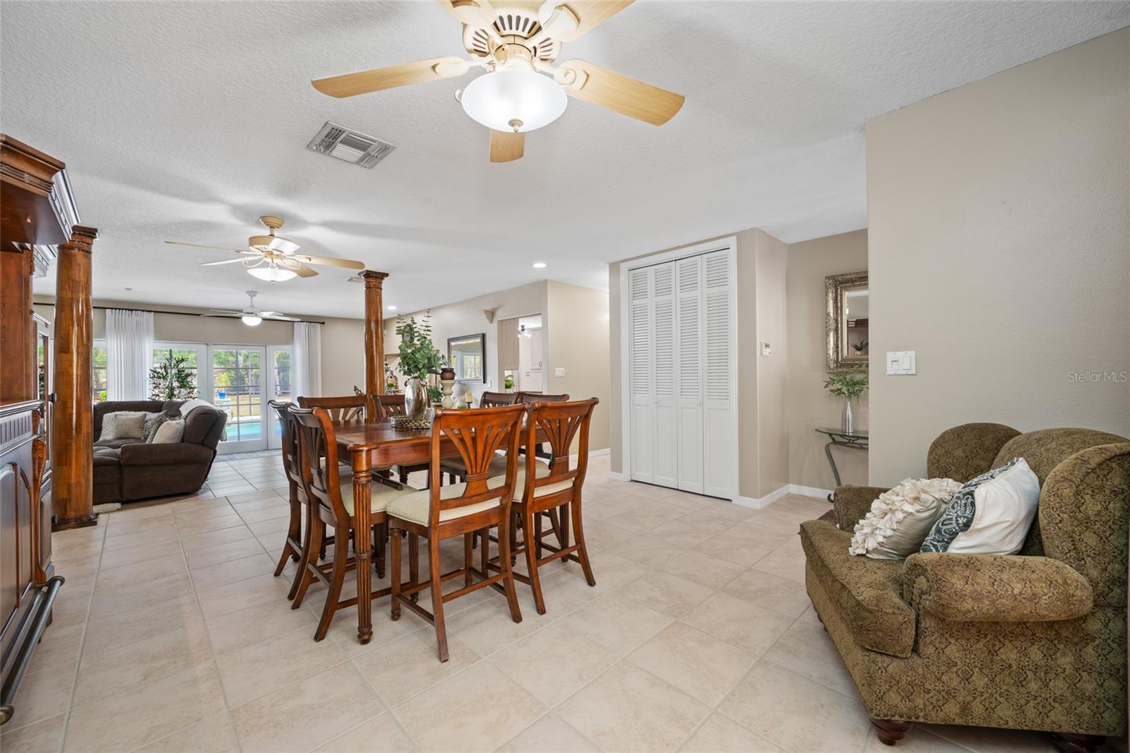 Image 23 of 91 For 15314 Lake Magdalene Boulevard