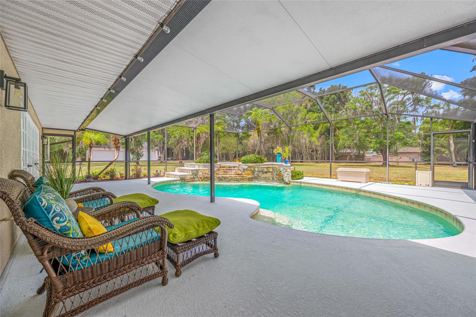 Image 3 of 91 For 15314 Lake Magdalene Boulevard