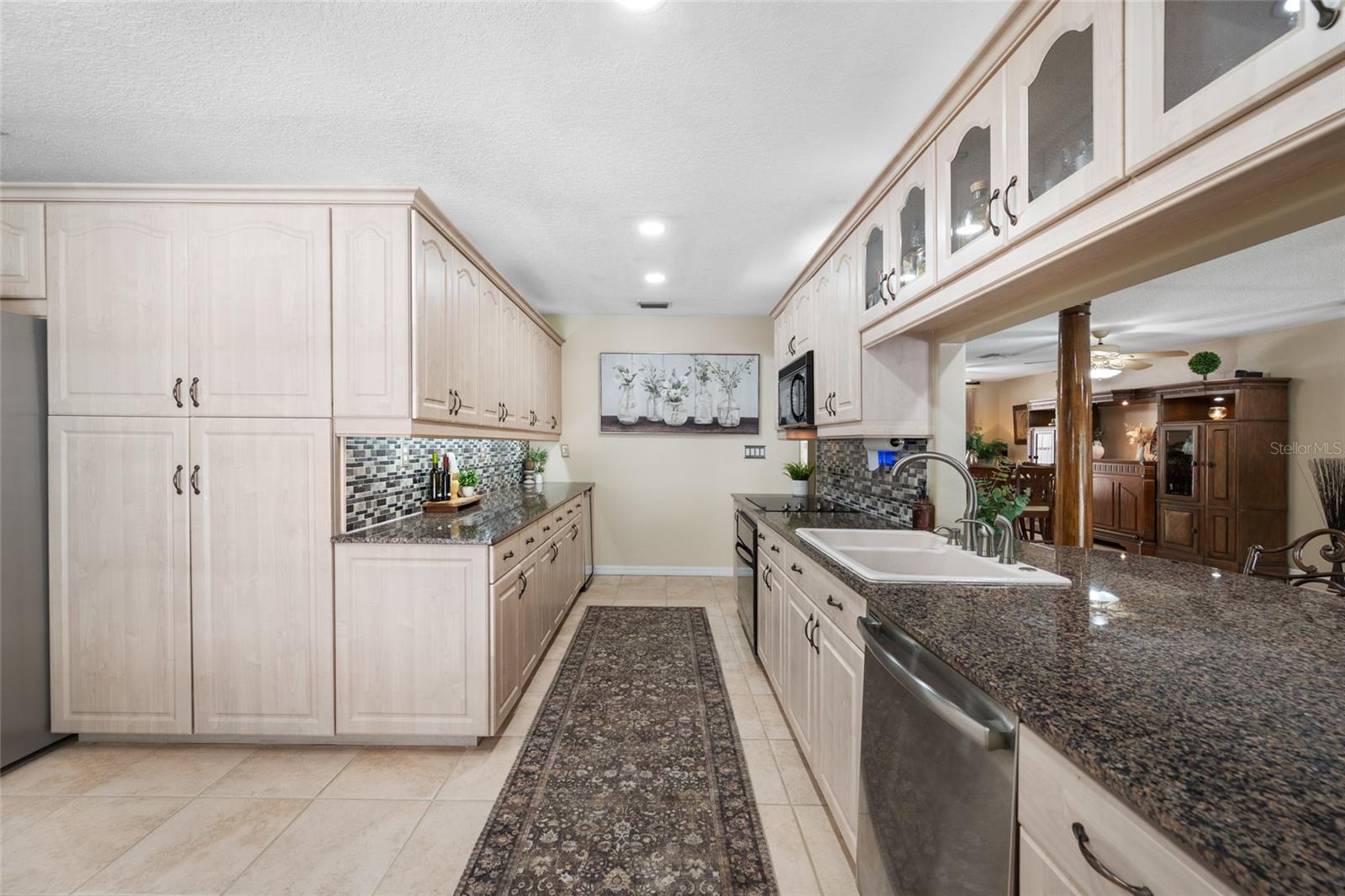 Image 33 of 91 For 15314 Lake Magdalene Boulevard