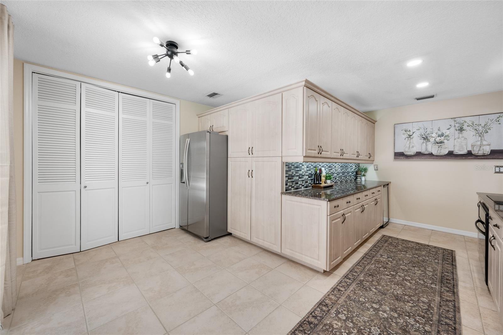 Image 36 of 91 For 15314 Lake Magdalene Boulevard
