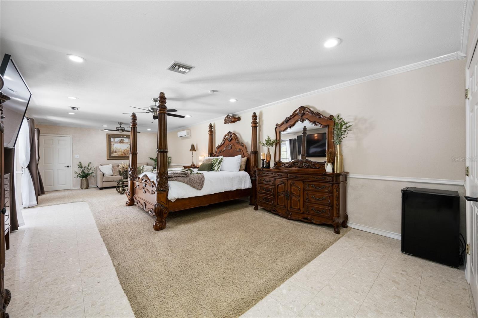 Image 38 of 91 For 15314 Lake Magdalene Boulevard