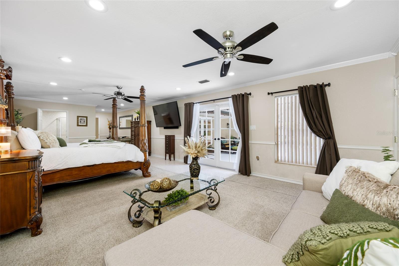 Image 43 of 91 For 15314 Lake Magdalene Boulevard