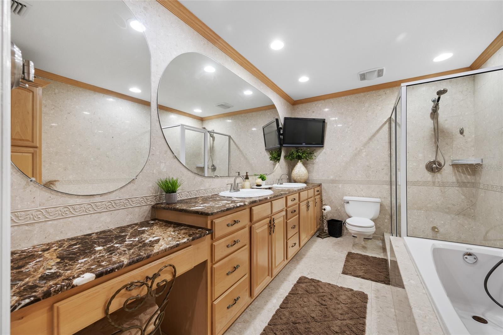 Image 48 of 91 For 15314 Lake Magdalene Boulevard