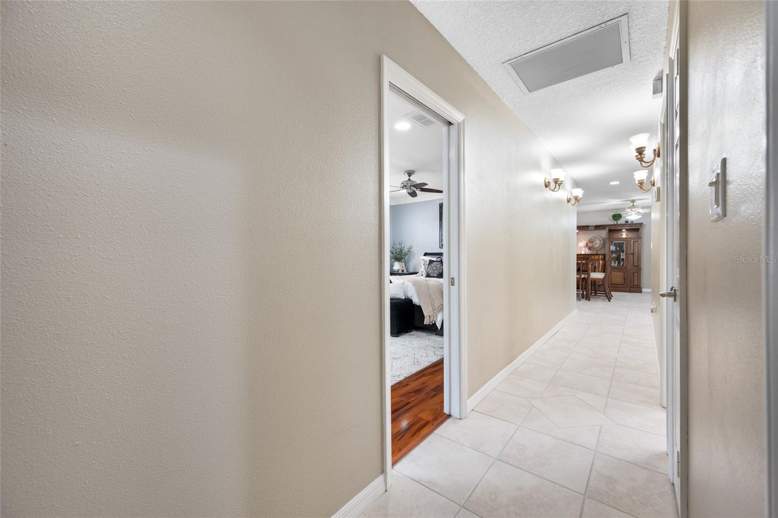Image 52 of 91 For 15314 Lake Magdalene Boulevard