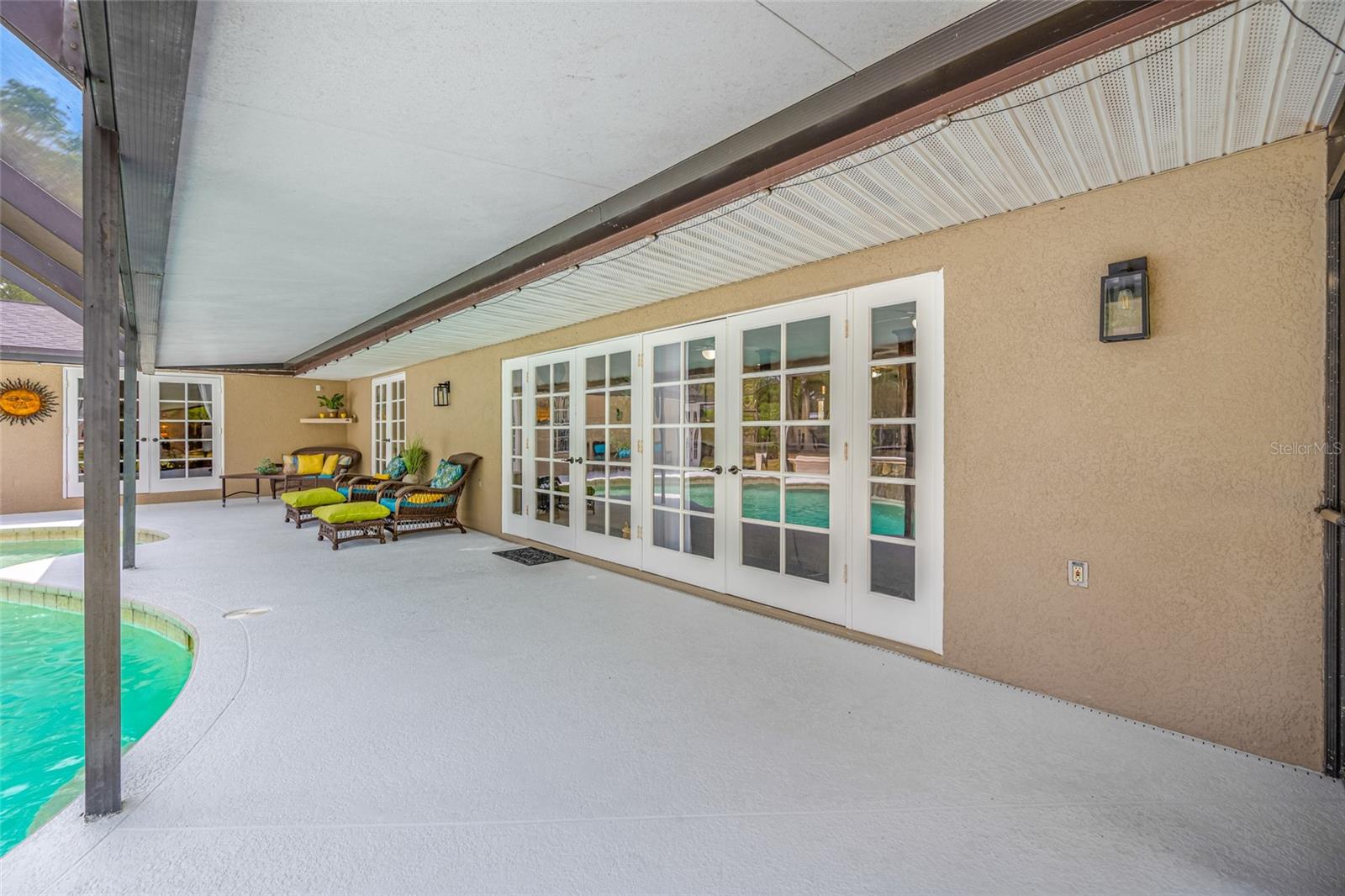 Image 72 of 91 For 15314 Lake Magdalene Boulevard