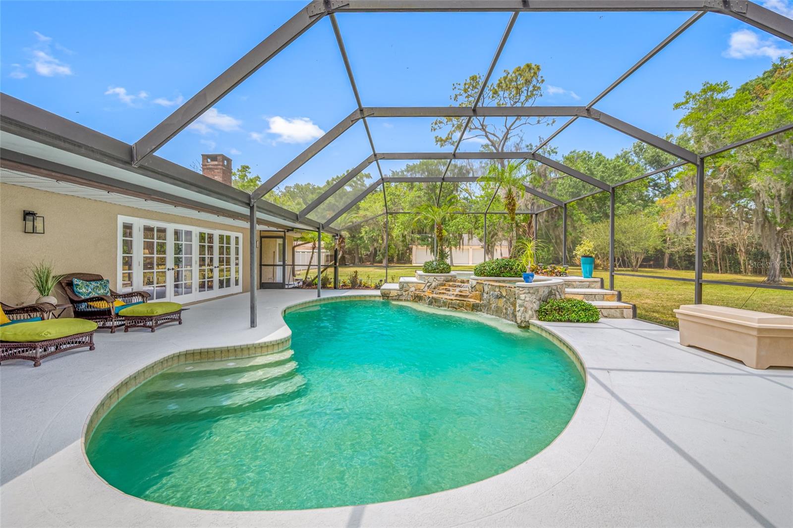 Image 75 of 91 For 15314 Lake Magdalene Boulevard