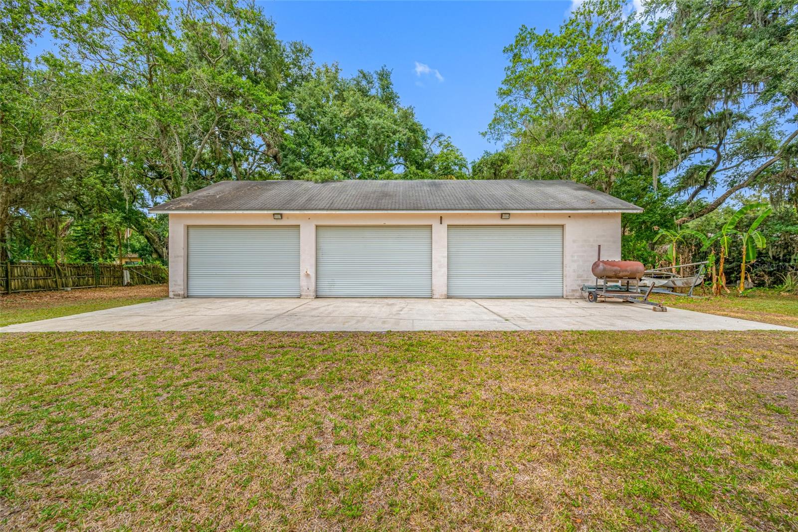 Image 8 of 91 For 15314 Lake Magdalene Boulevard