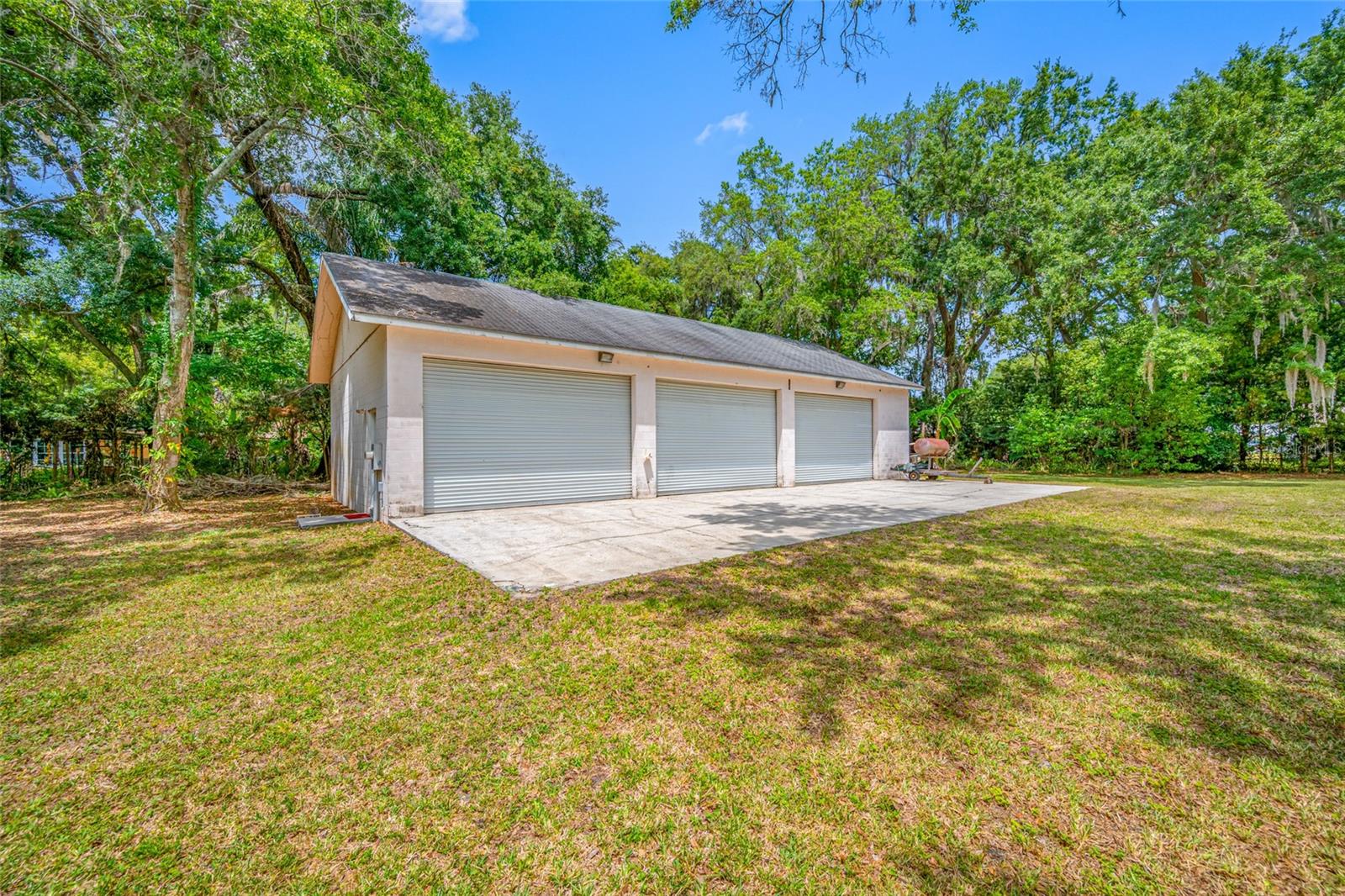 Image 83 of 91 For 15314 Lake Magdalene Boulevard