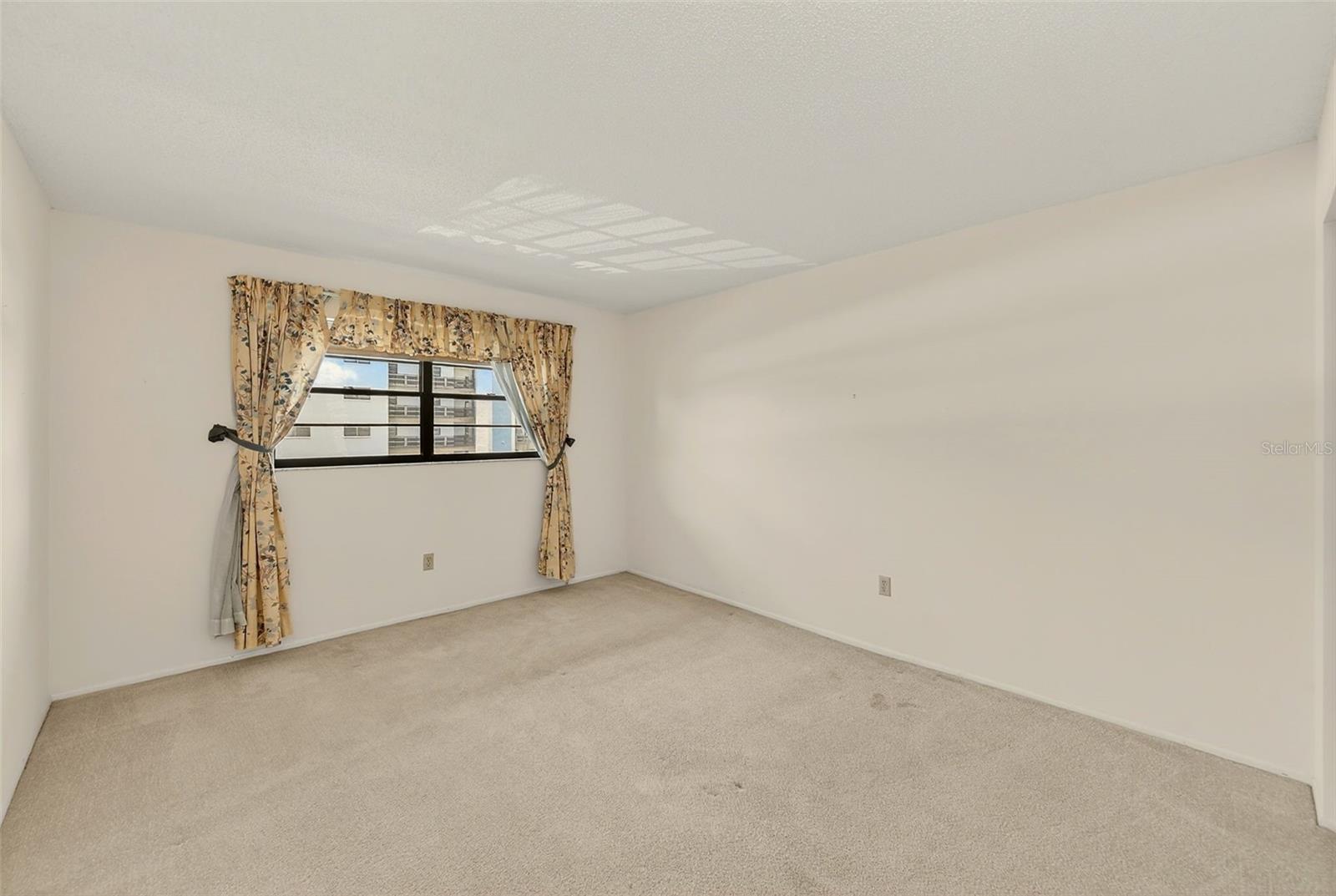 Image 20 of 37 For 7951 58th Avenue N 208
