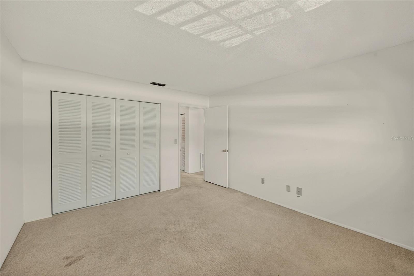 Image 21 of 37 For 7951 58th Avenue N 208