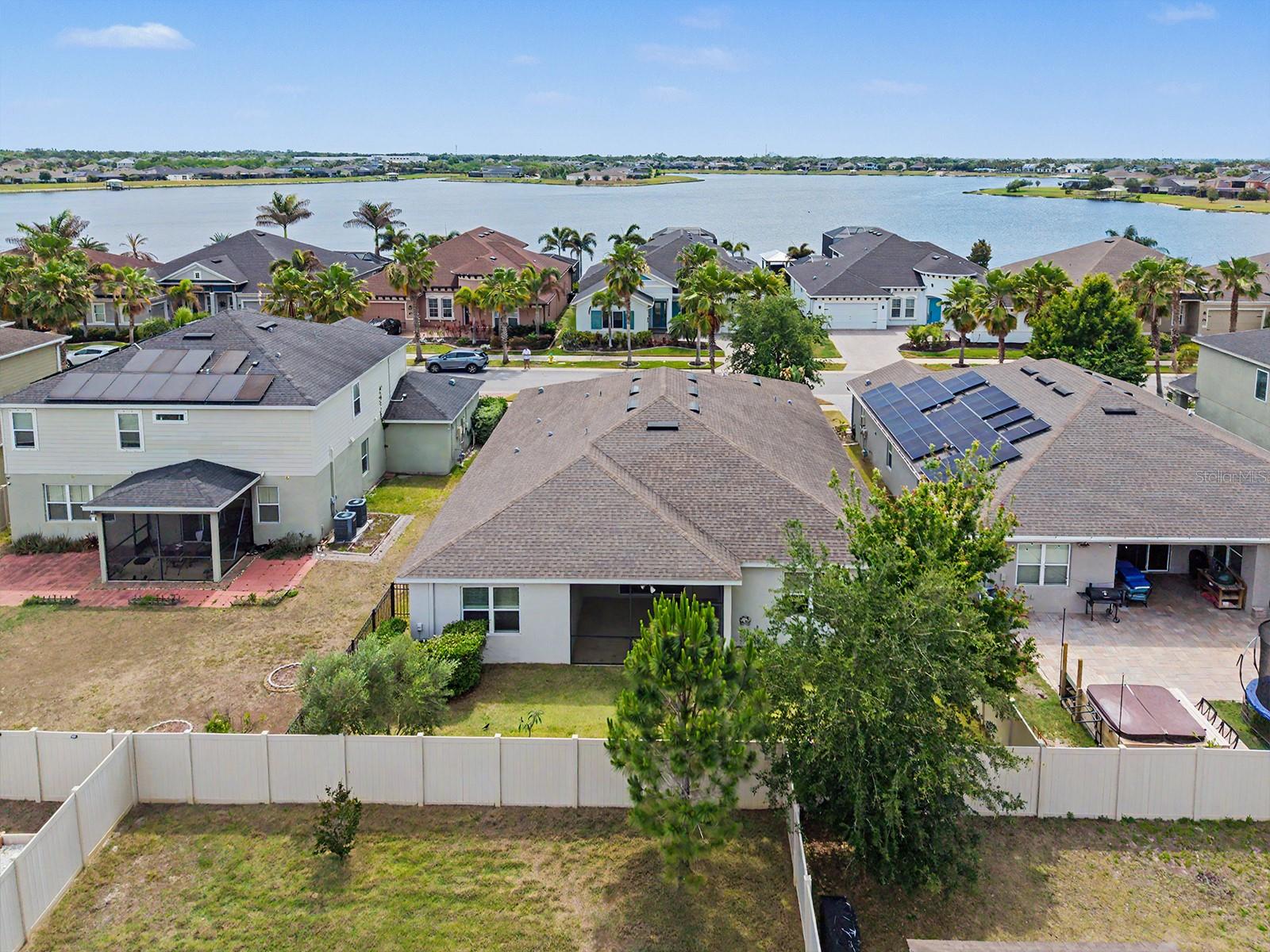 Image 13 of 54 For 11626 Lake Lucaya Drive
