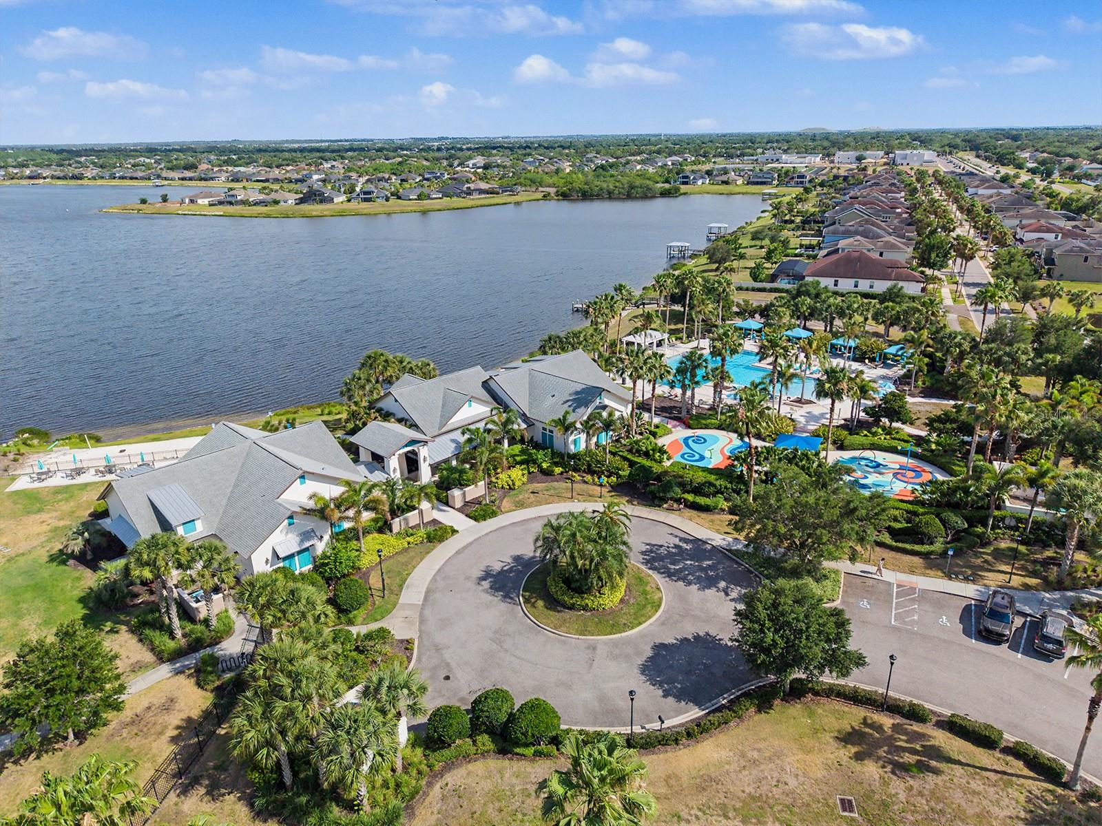 Image 15 of 54 For 11626 Lake Lucaya Drive