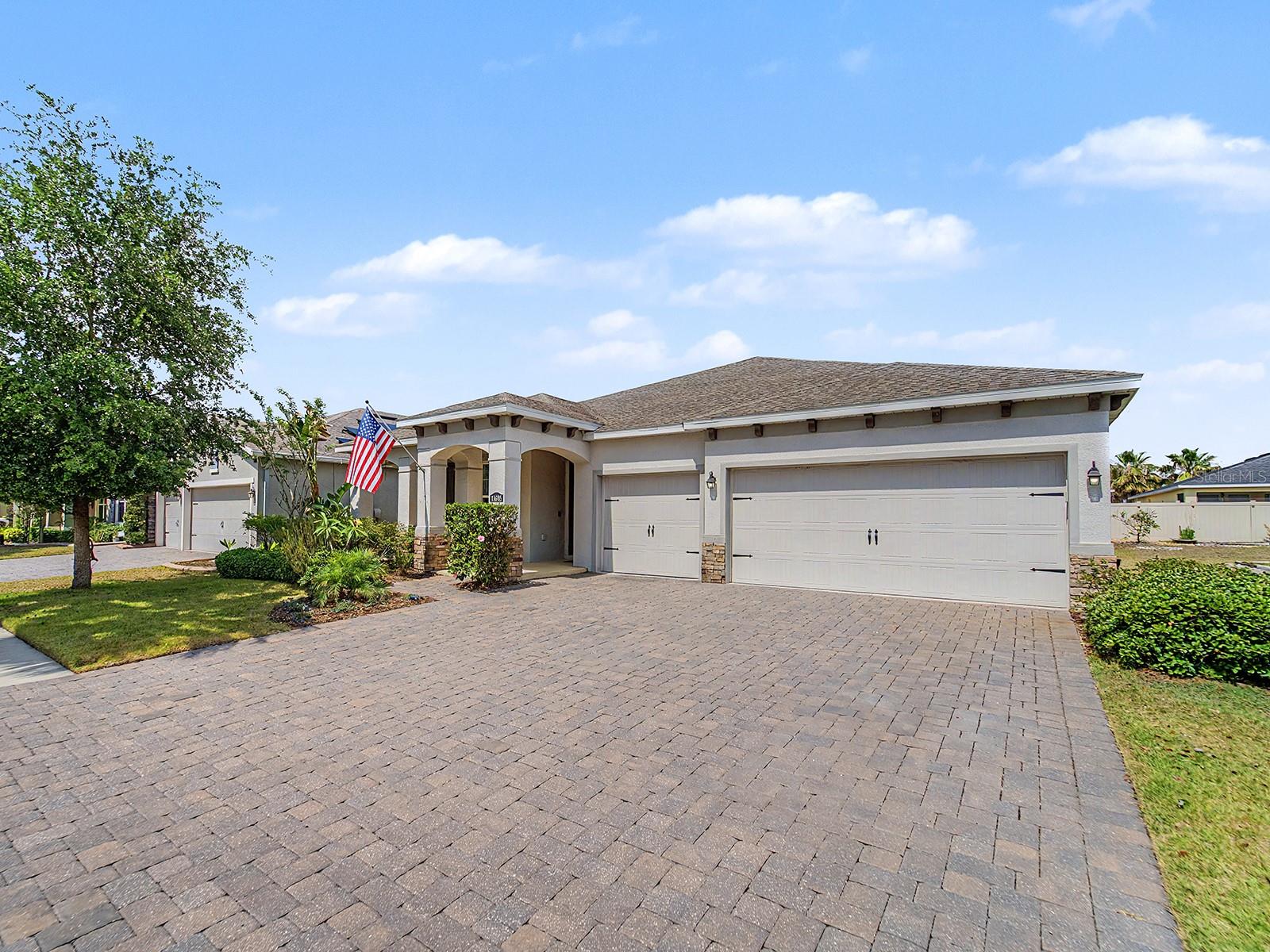 Image 3 of 54 For 11626 Lake Lucaya Drive