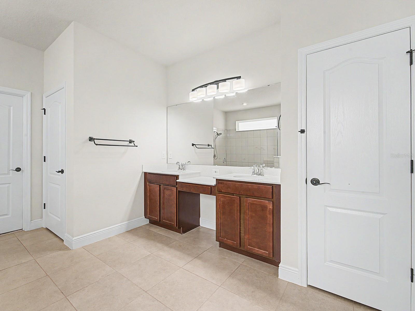 Image 49 of 54 For 11626 Lake Lucaya Drive