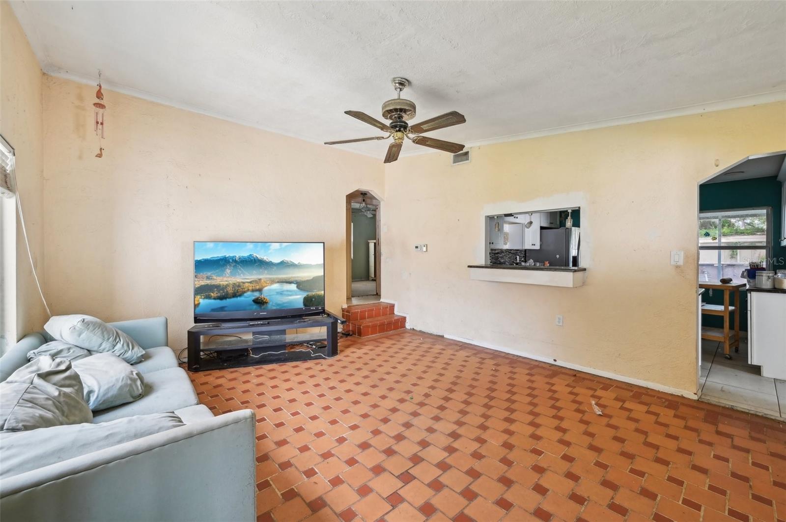 Image 6 of 23 For 2524 Novus Street