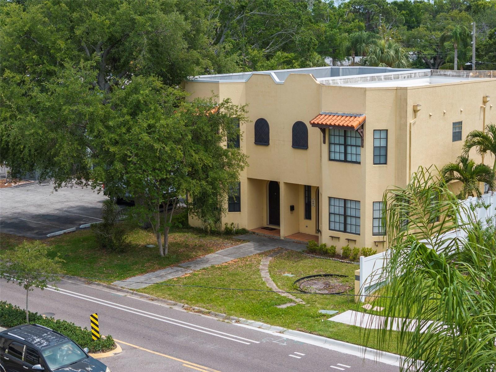 Details for 316 34th Avenue N, ST PETERSBURG, FL 33704