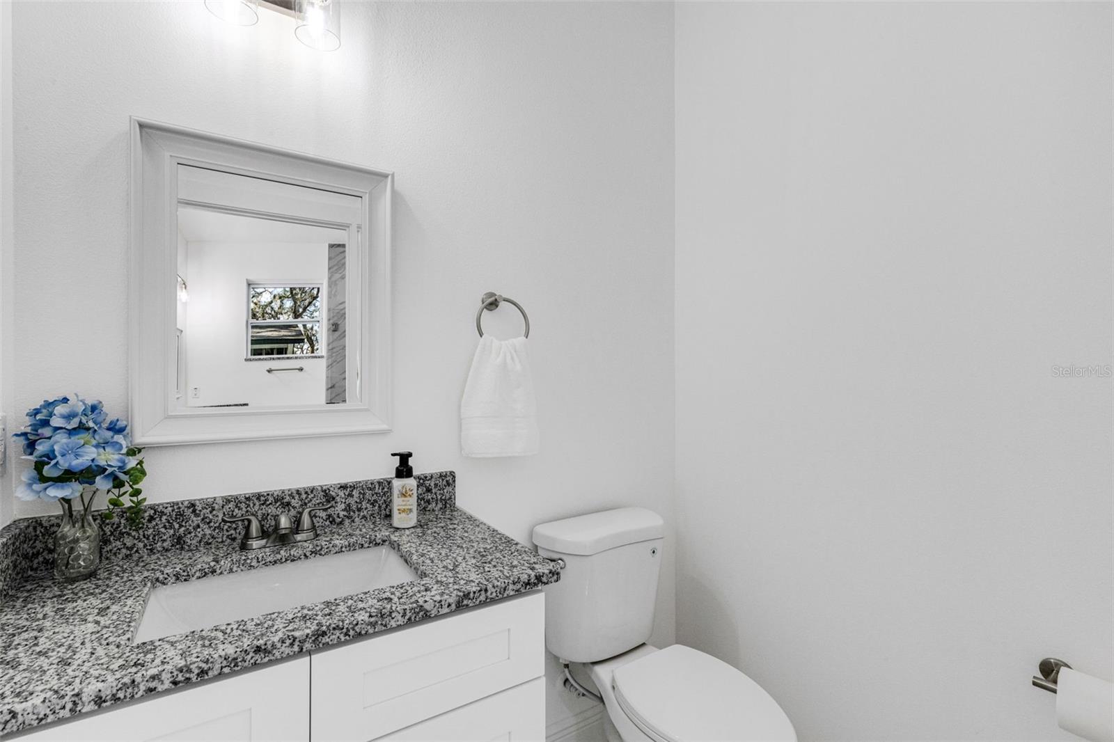 Image 33 of 50 For 806 Lowry Lane