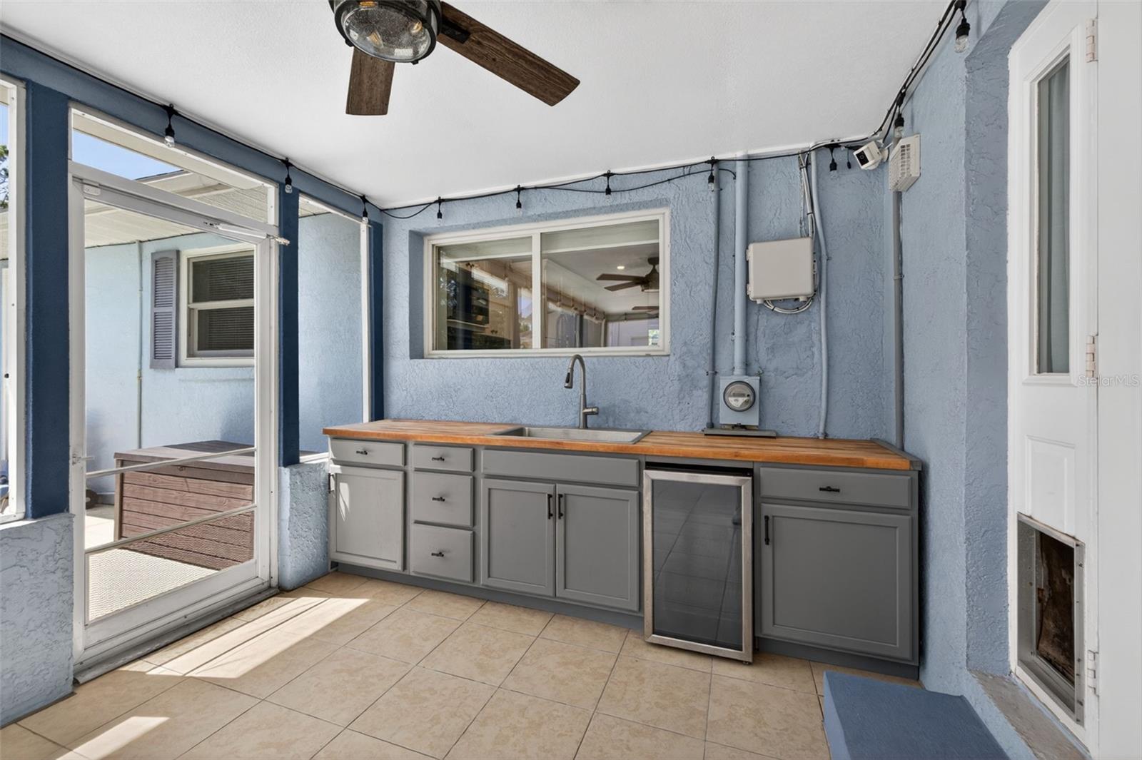 Image 22 of 36 For 1674 34th Avenue N