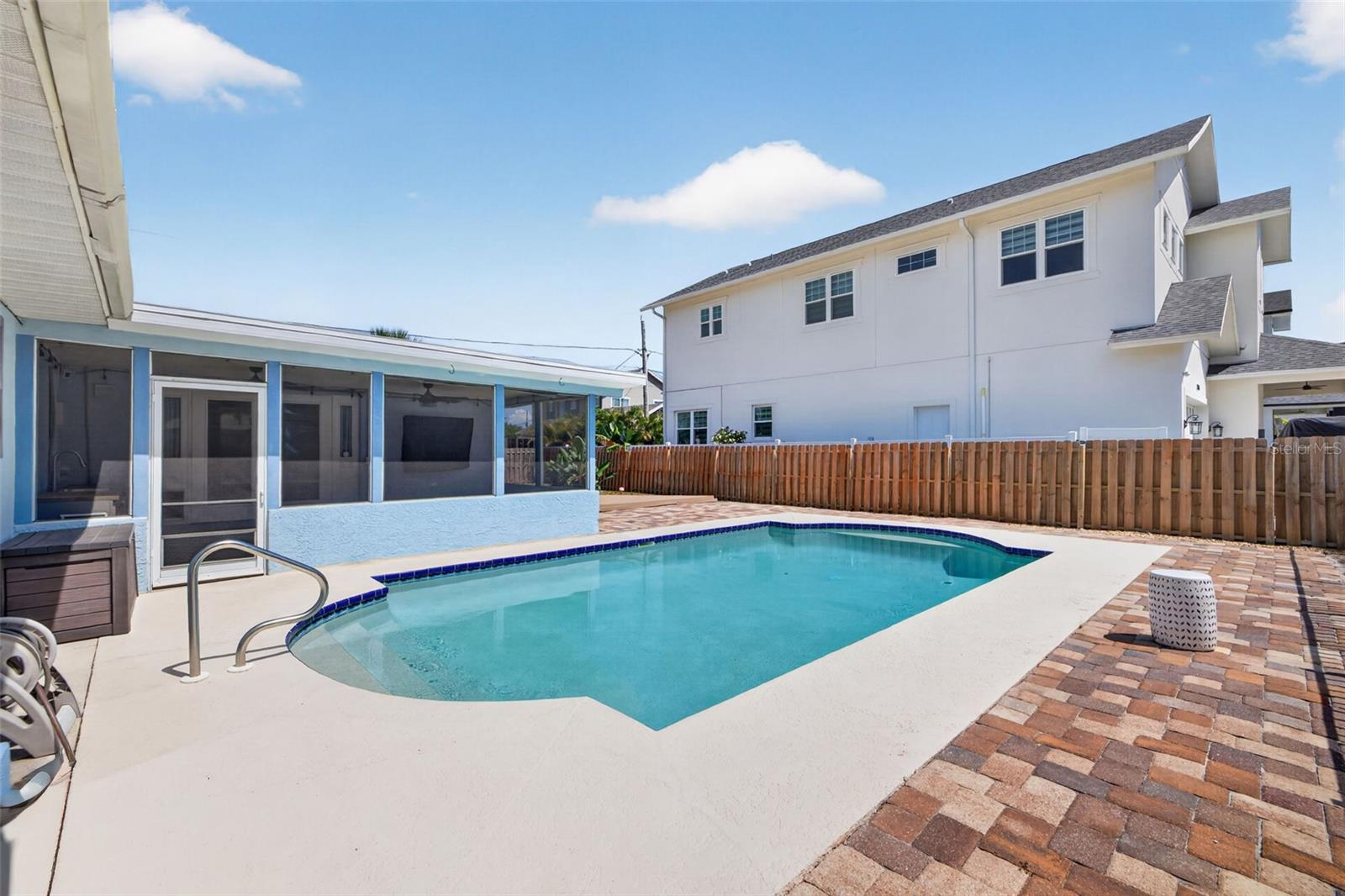 Image 30 of 36 For 1674 34th Avenue N