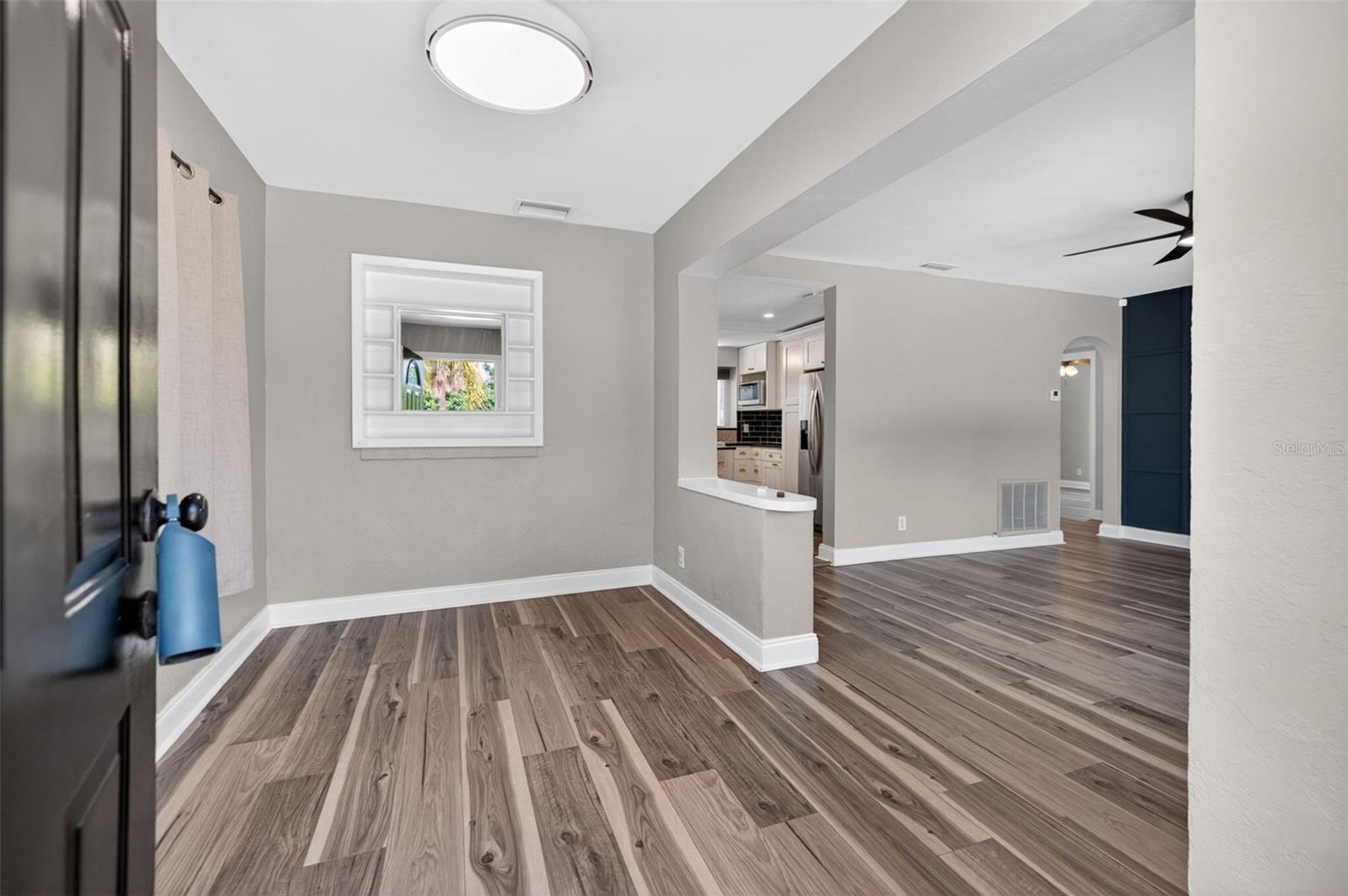 Image 5 of 36 For 1674 34th Avenue N