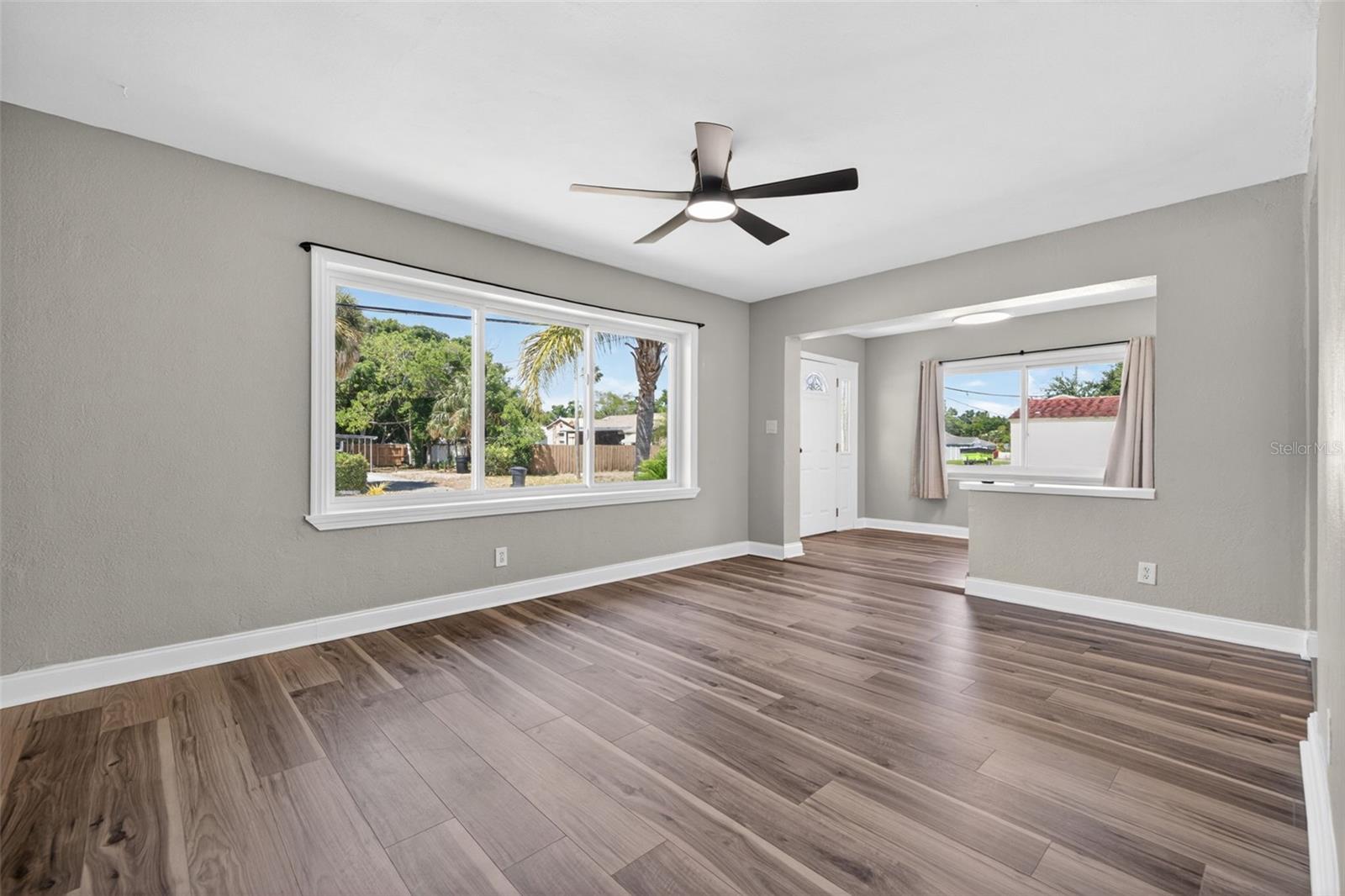 Image 6 of 36 For 1674 34th Avenue N