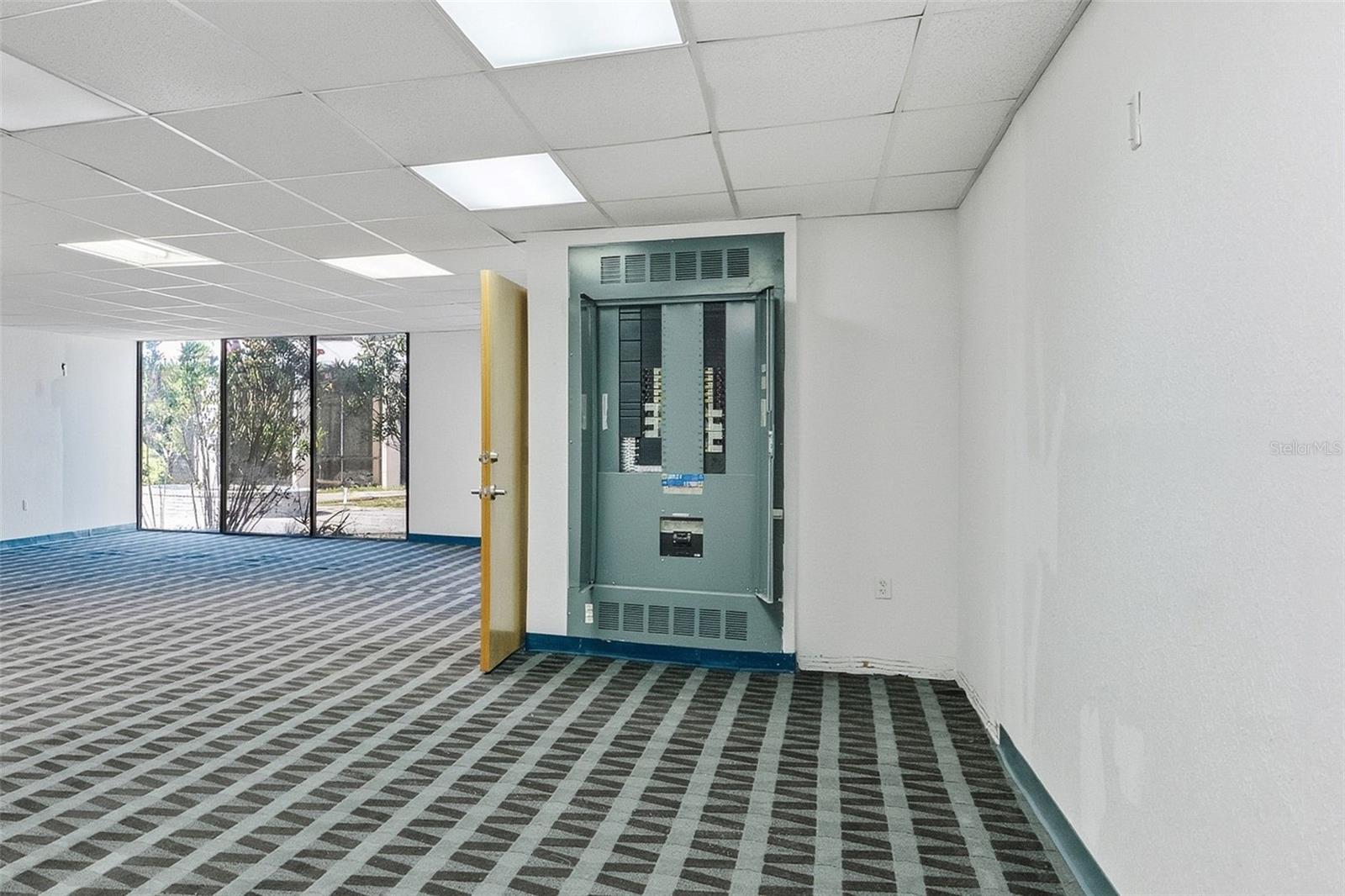 Image 2 of 16 For 5341 Grand Boulevard 103
