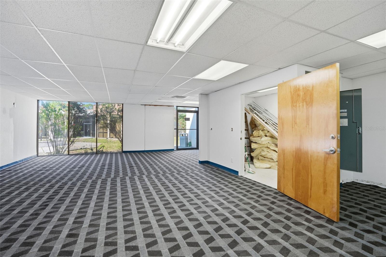Image 4 of 16 For 5341 Grand Boulevard 103