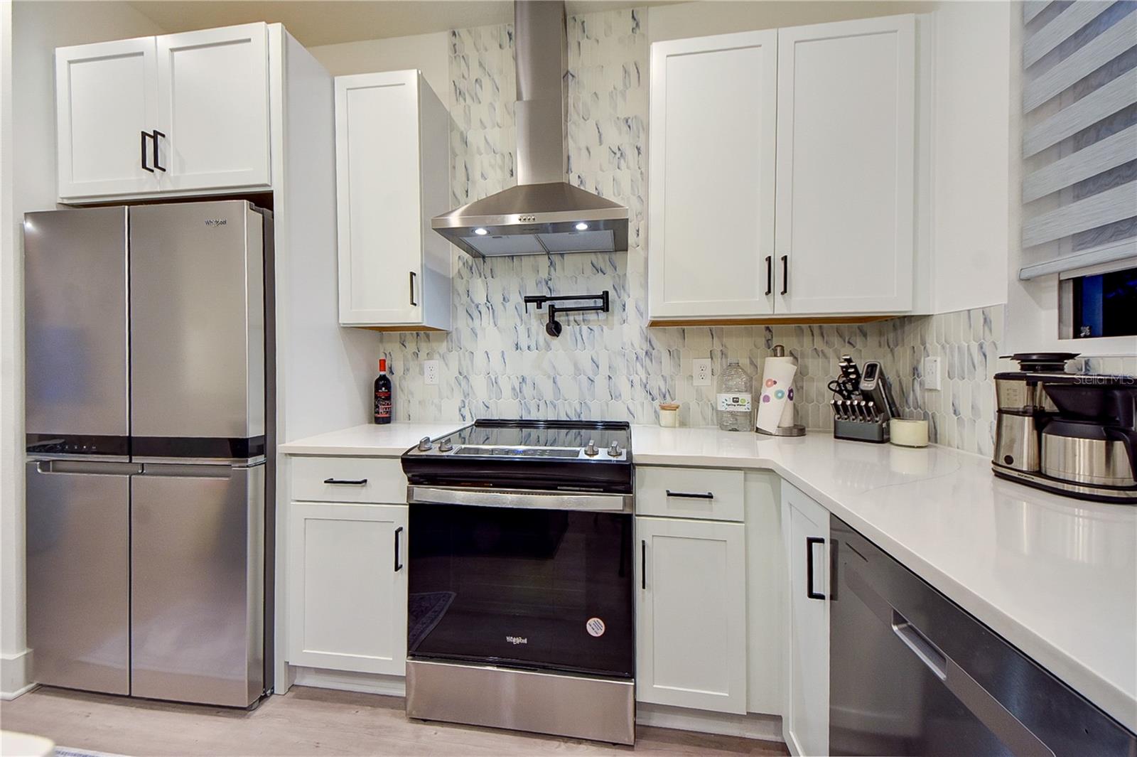 Image 17 of 42 For 323 15th Street N