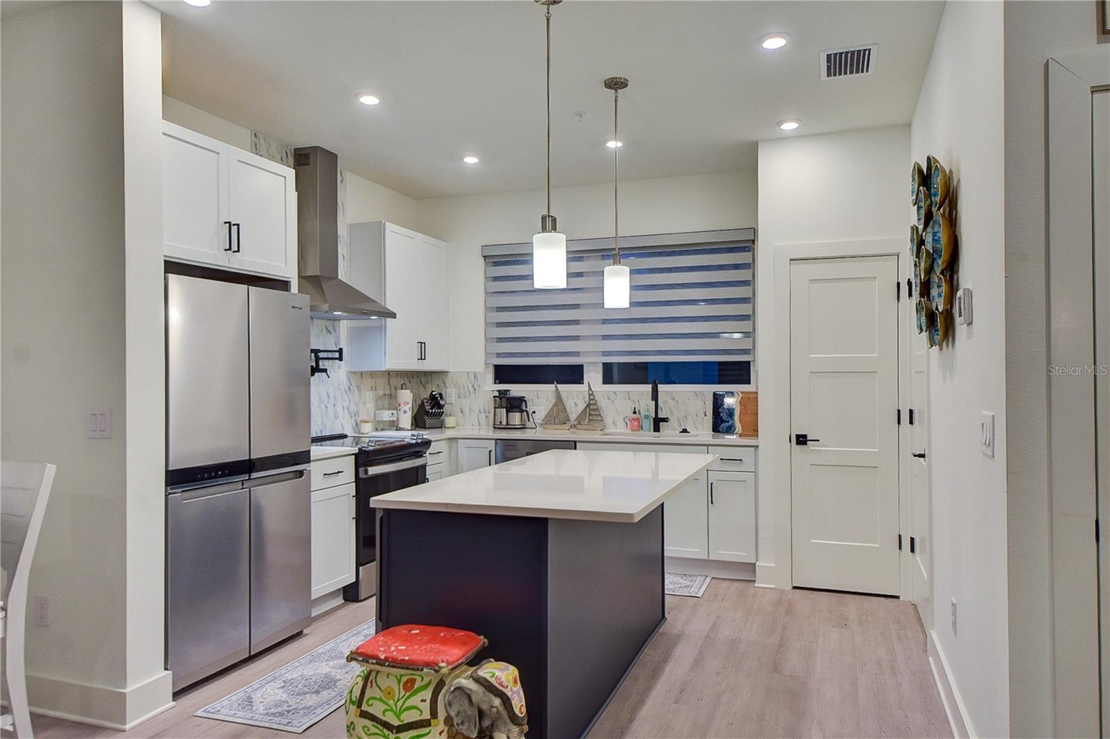 Image 18 of 42 For 323 15th Street N