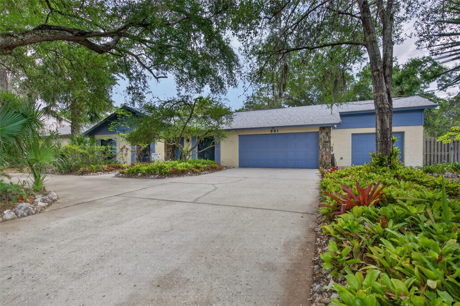 Details for 901 River Drive, TEMPLE TERRACE, FL 33617