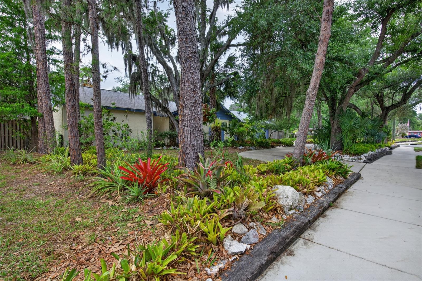 Image 55 of 58 For 901 River Drive