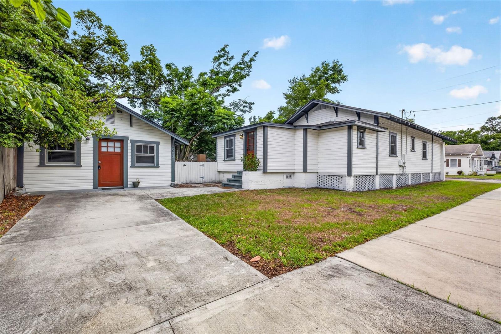 Listing photo id 0 for 3007 Central Avenue