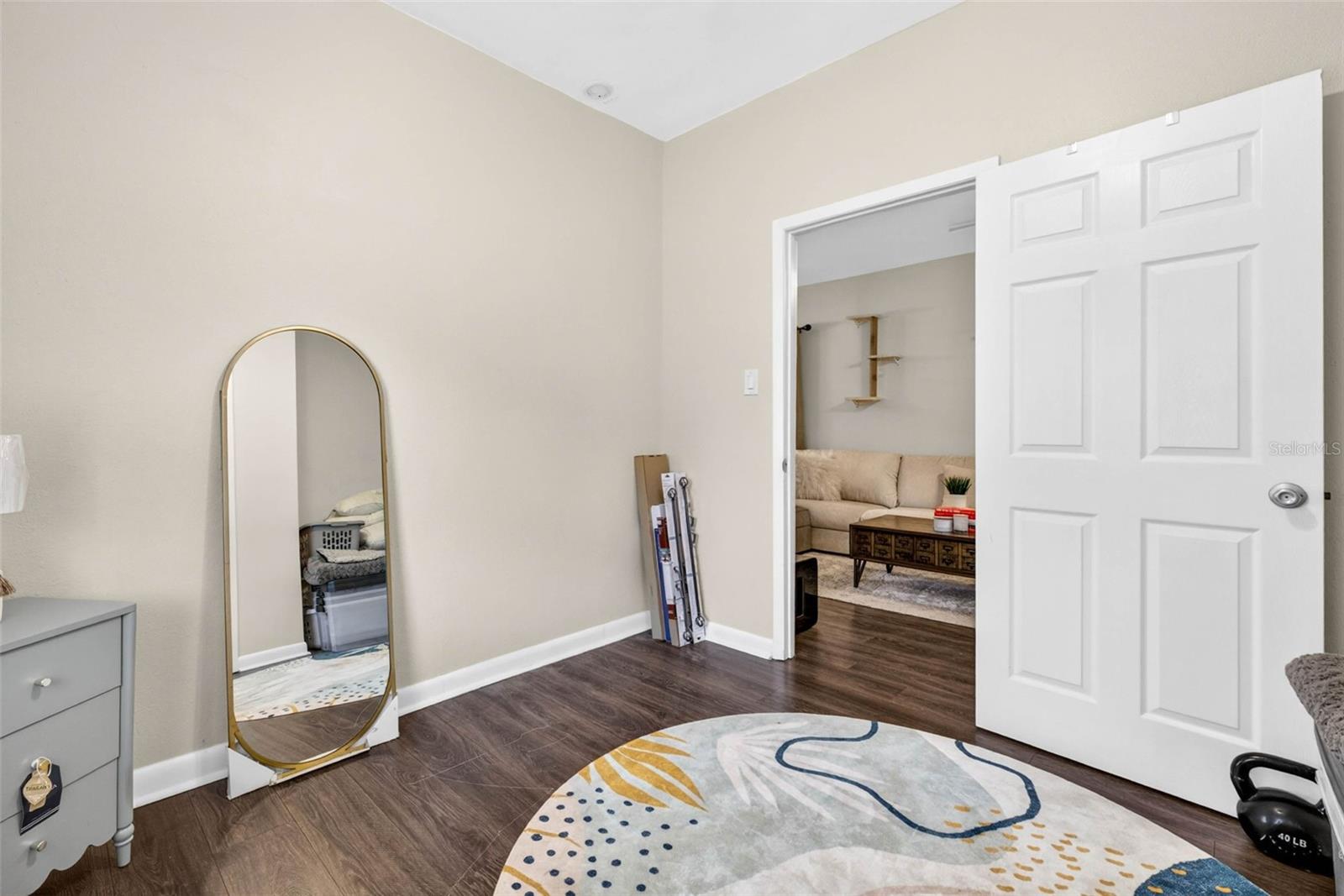 Listing photo id 27 for 3007 Central Avenue