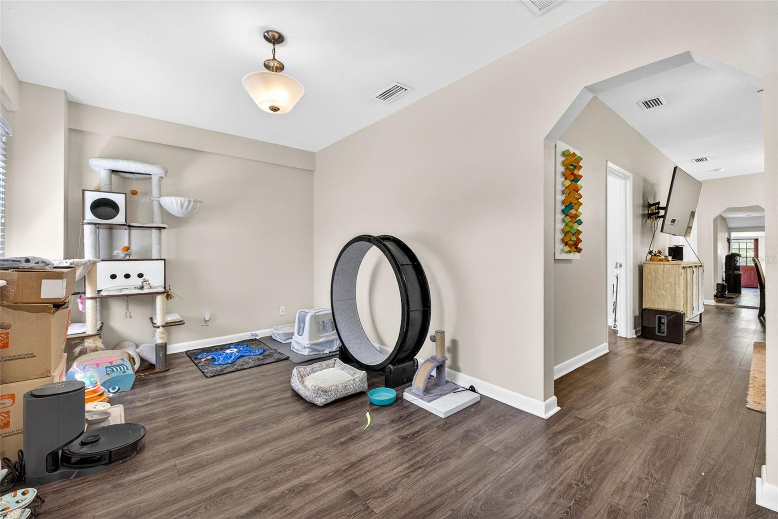 Listing photo id 6 for 3007 Central Avenue