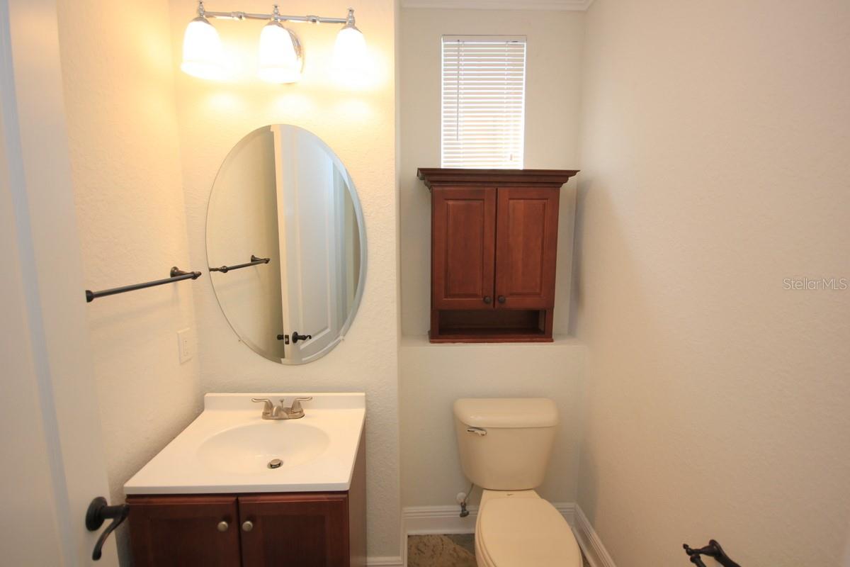 Image 15 of 48 For 6002 Yeats Manor Drive 105