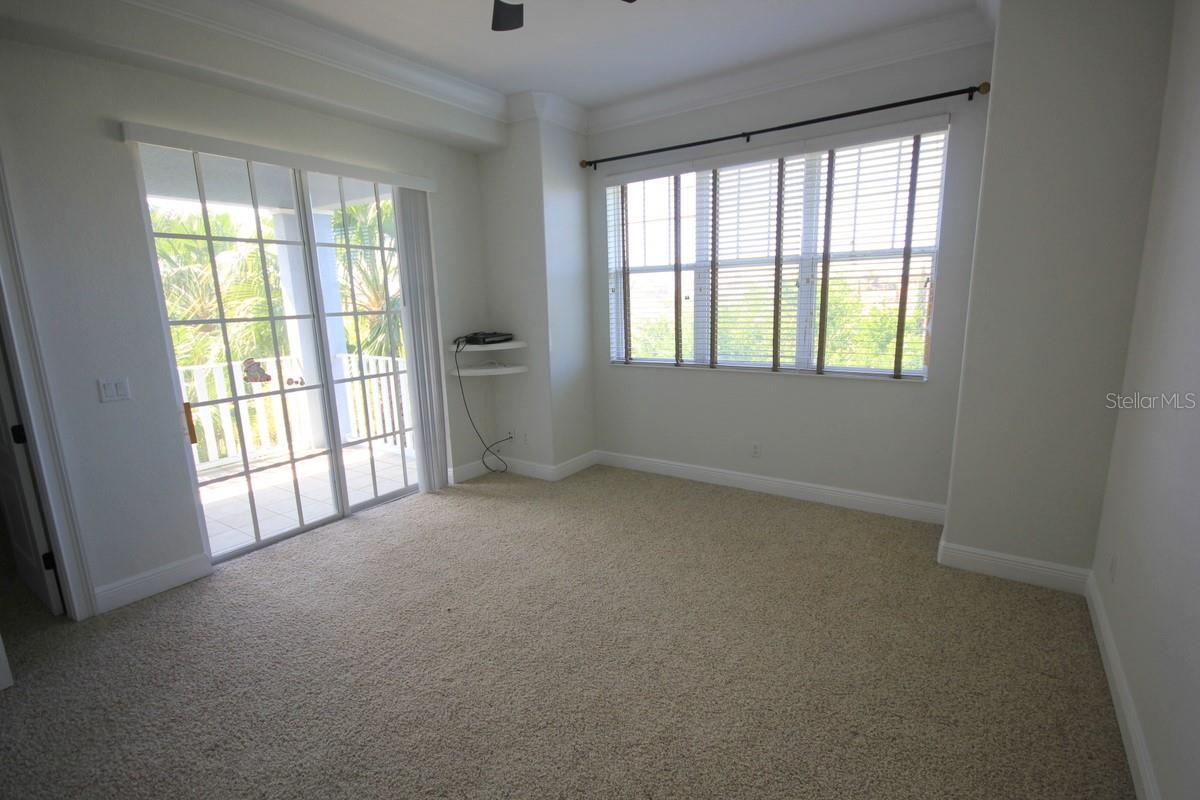 Image 18 of 48 For 6002 Yeats Manor Drive 105