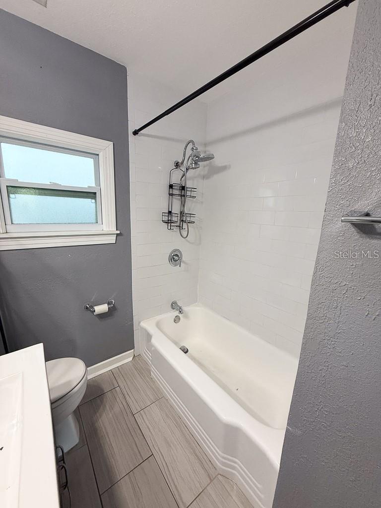 Image 19 of 45 For 2434 9th Avenue N