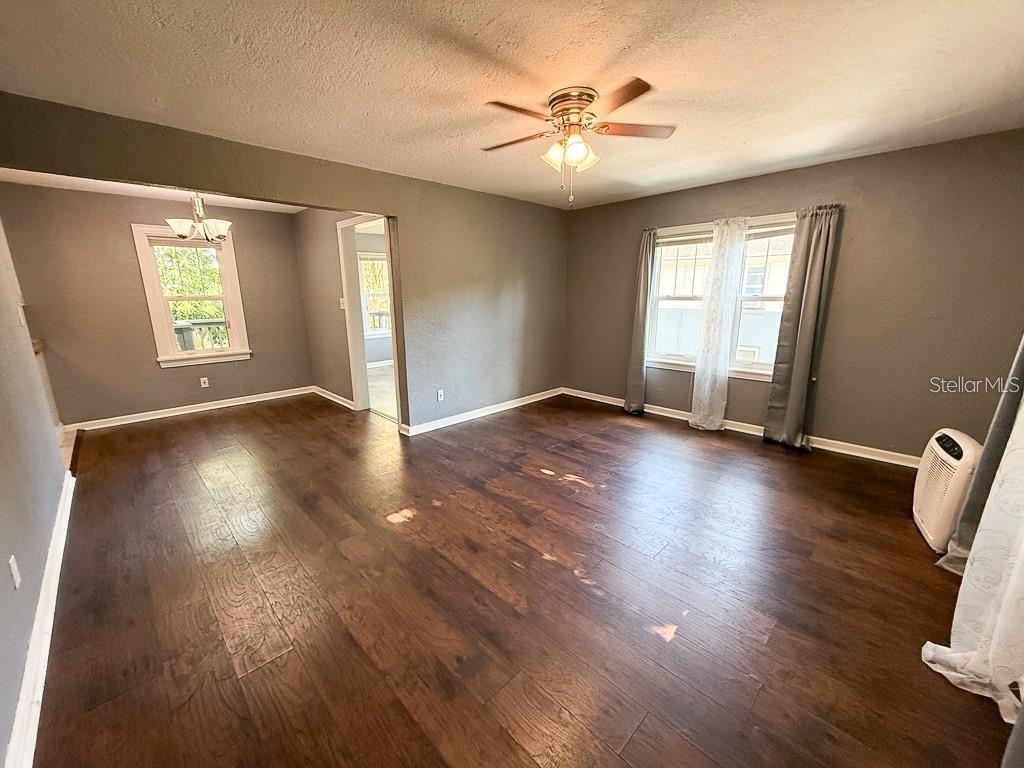 Image 31 of 45 For 2434 9th Avenue N