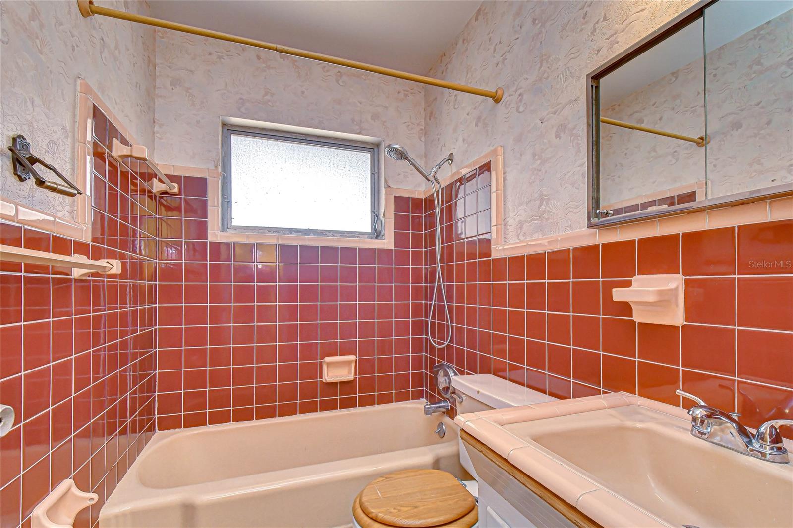 Image 16 of 24 For 6710 35th Terrace N
