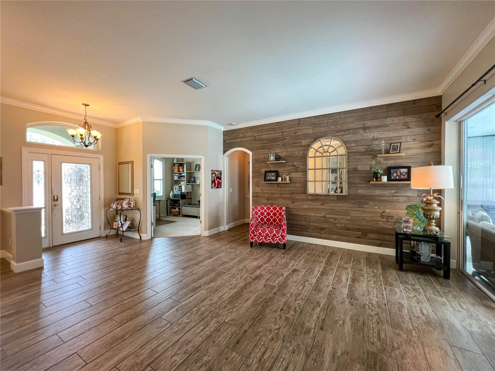 Image 17 of 53 For 10744 57th Street N