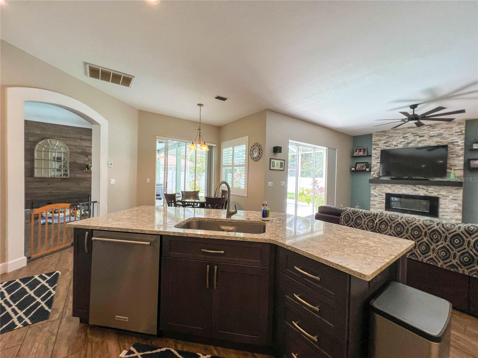 Image 4 of 53 For 10744 57th Street N